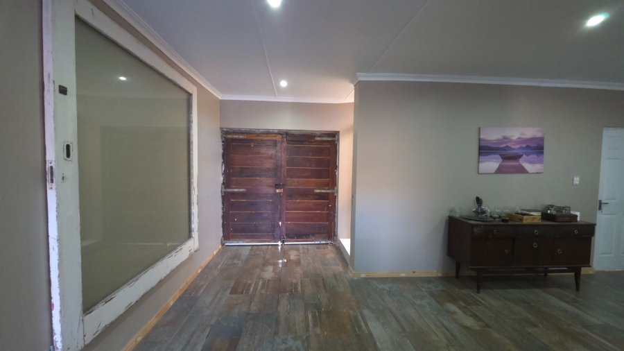 6 Bedroom Property for Sale in Bluewater Bay Western Cape
